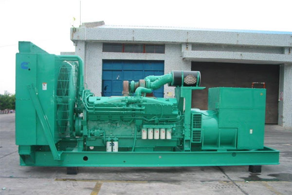 相城工厂发电机应急发电时如何更准确地检查发电机状态？